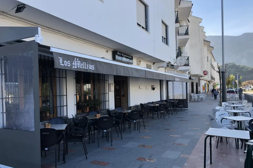 Fachada de Restaurante Los Mellizos en Villanueva del Rosario