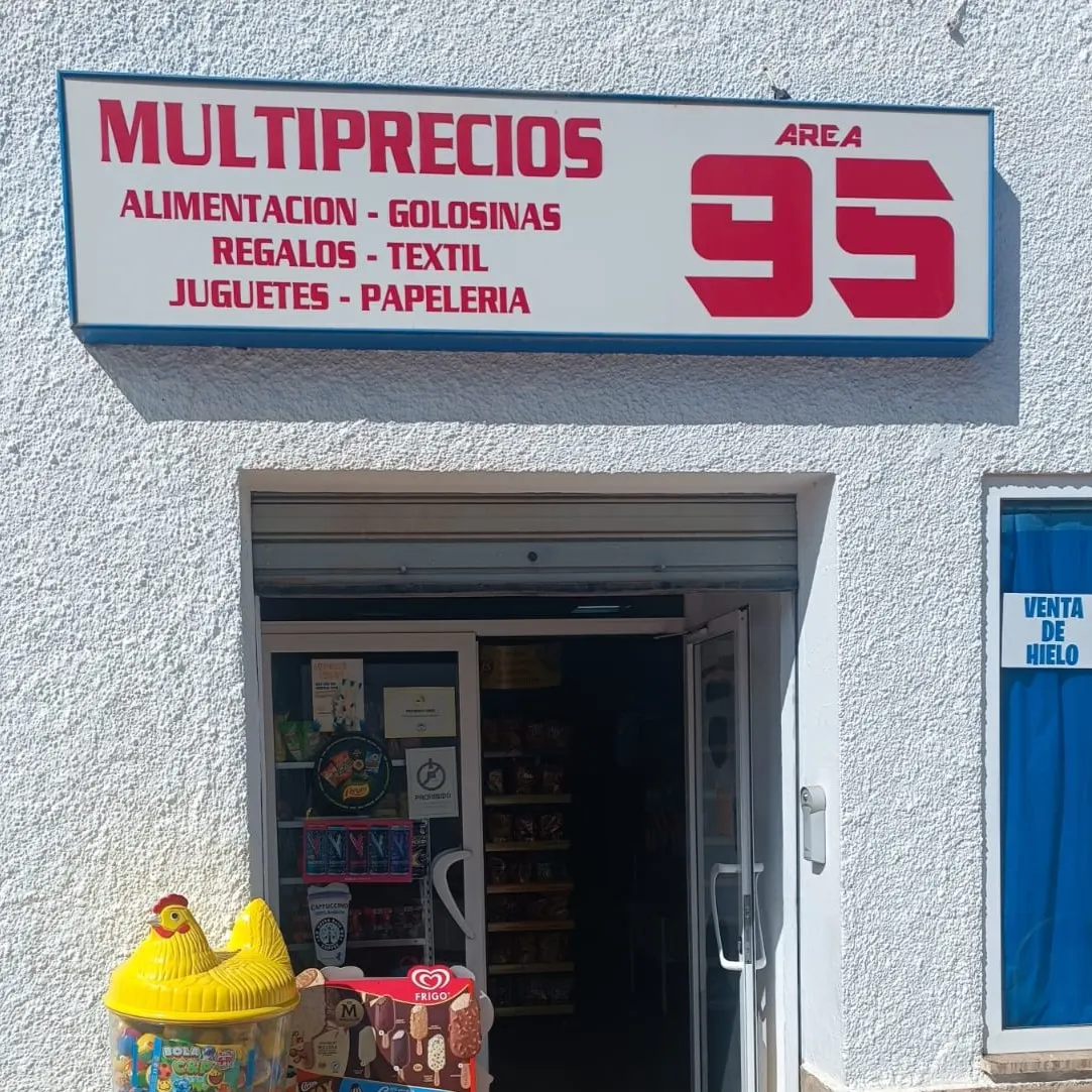 Cartel de area 95 cuadrado en villanueva del rosario