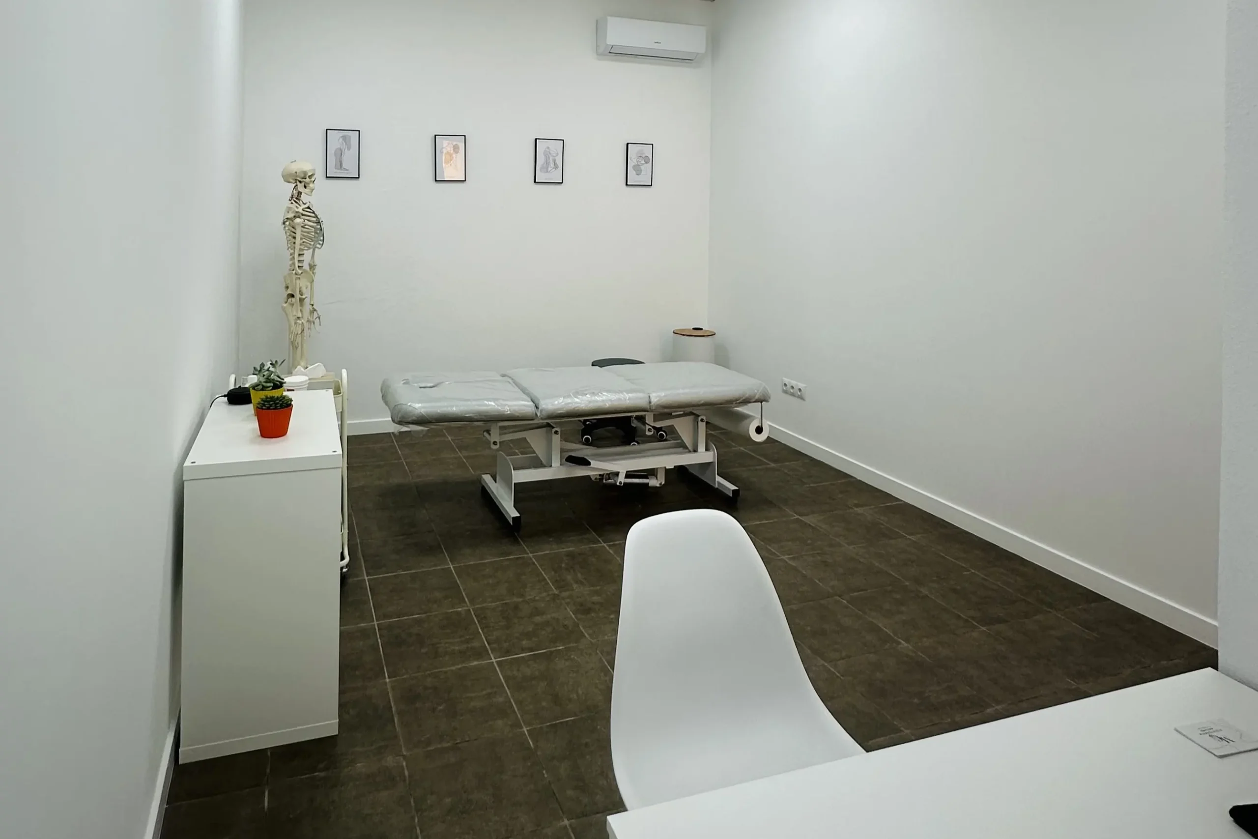 Sala 2 de Fisioterapia María Conejo en Villanueva del Rosario